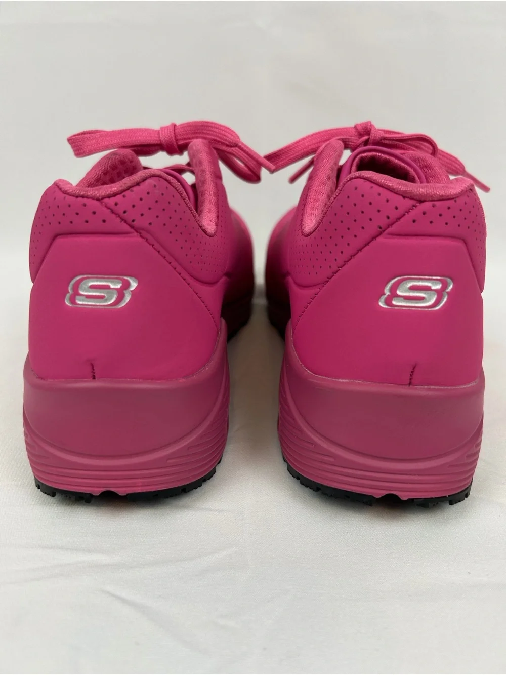 NEW Skechers Hard Composite Toe Slip Resistant Work Safety Shoes Women’s 7 Pink